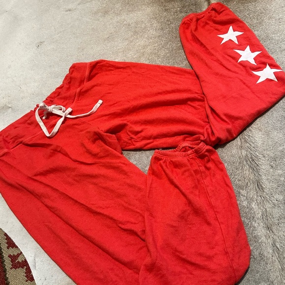 Sundry red star sweats - Picture 1 of 2